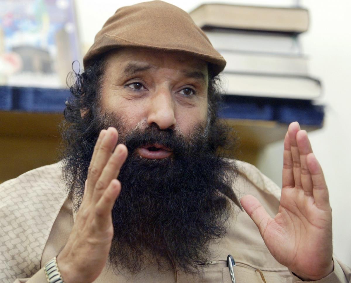 Hizb tributes Zeenat-ul-Islam, his associate
