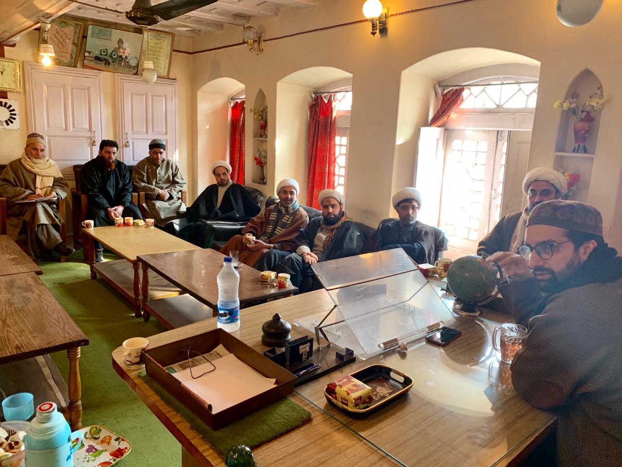 Mirwaiz cautions people against attempts to stoke communal, sectarian tensions