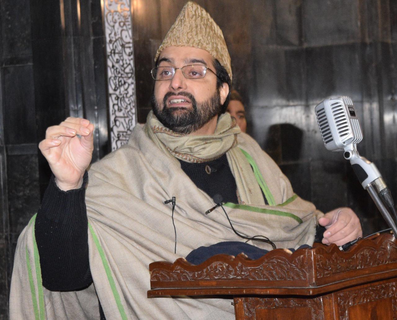 Prove sincerity, address cause for which youth take up arms: Mirwaiz to Guv