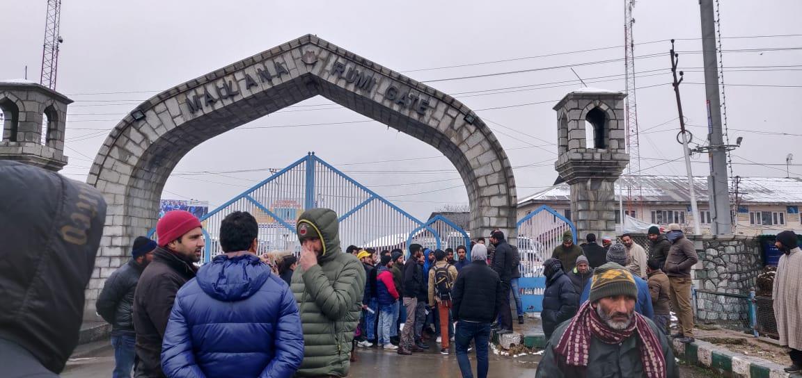Highway closure: KU’s law students demand postponement of exam