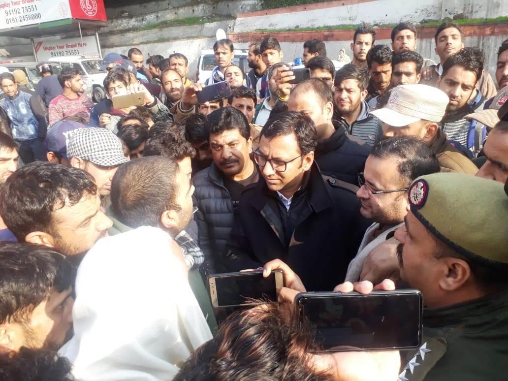PDP legislator visits Jammu Bus Stand; seeks airlifting of stranded passengers