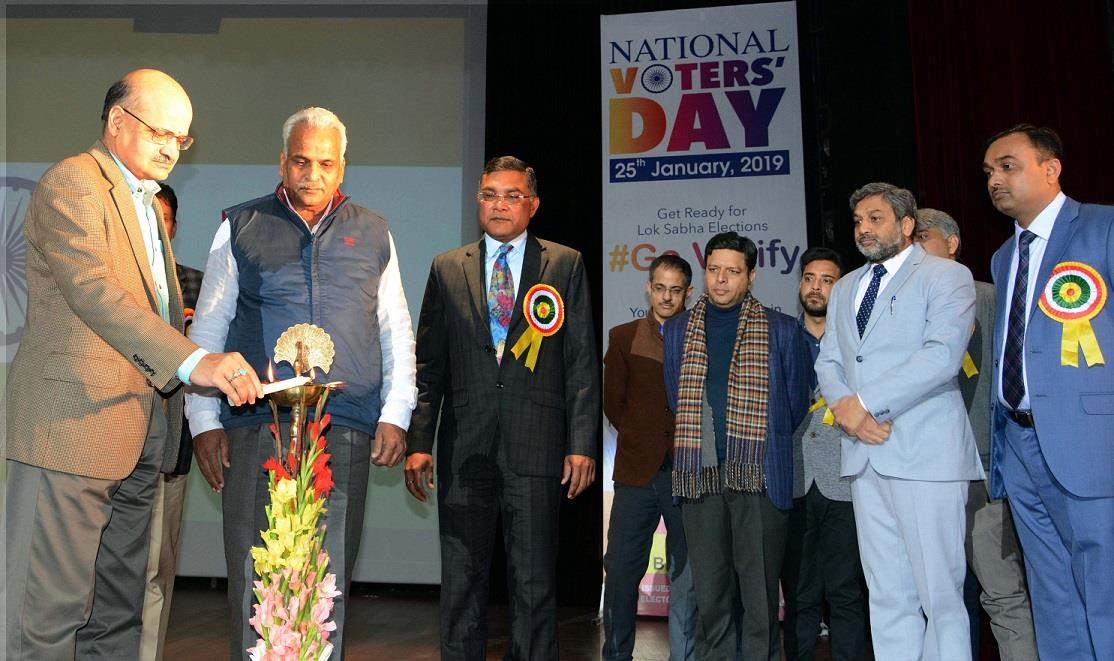 9th National Voters Day: Chief Secretary launches Universal Voter Helpline‘1950’