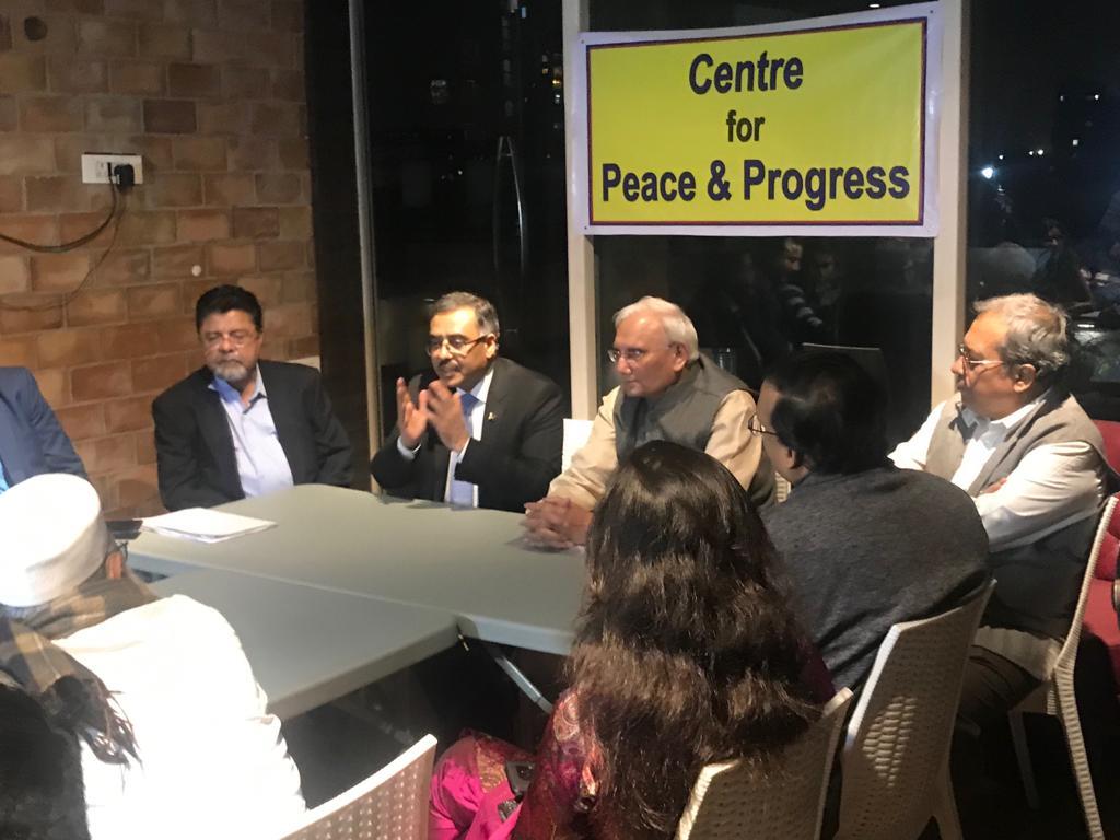 O P Shah moderates session on Indo-Pak relations