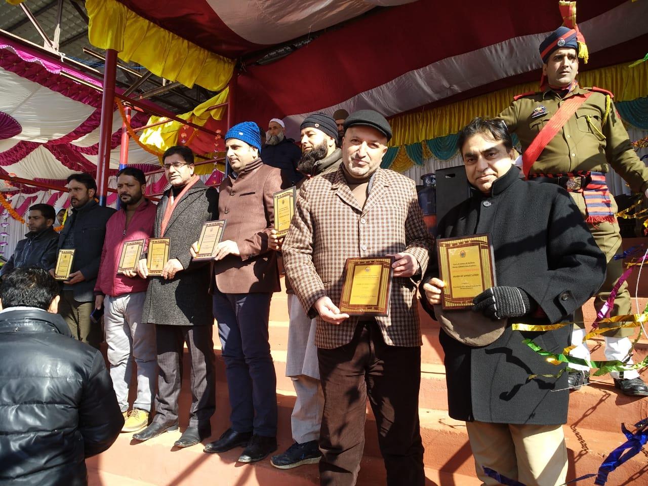Executive Engineers of PHE divisions Handwara, Kupwara felicitated
