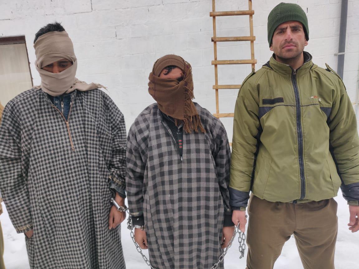 Two held with brown sugar worth Rs 70 Cr in north Kashmir’s Kupwara: Police