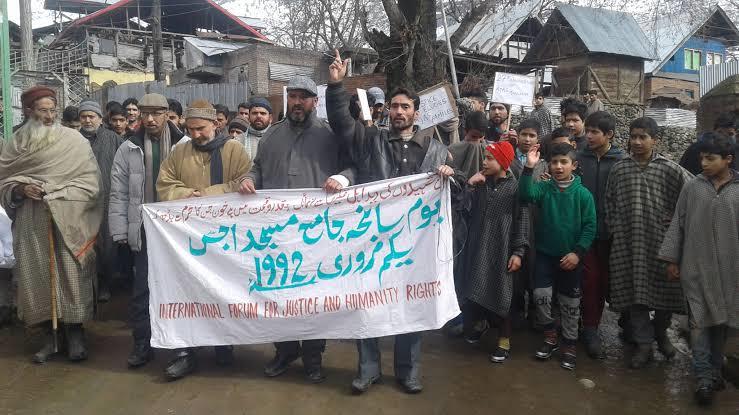 Police mum on Bandipora massacre to shield culprits: Ahsan Untoo