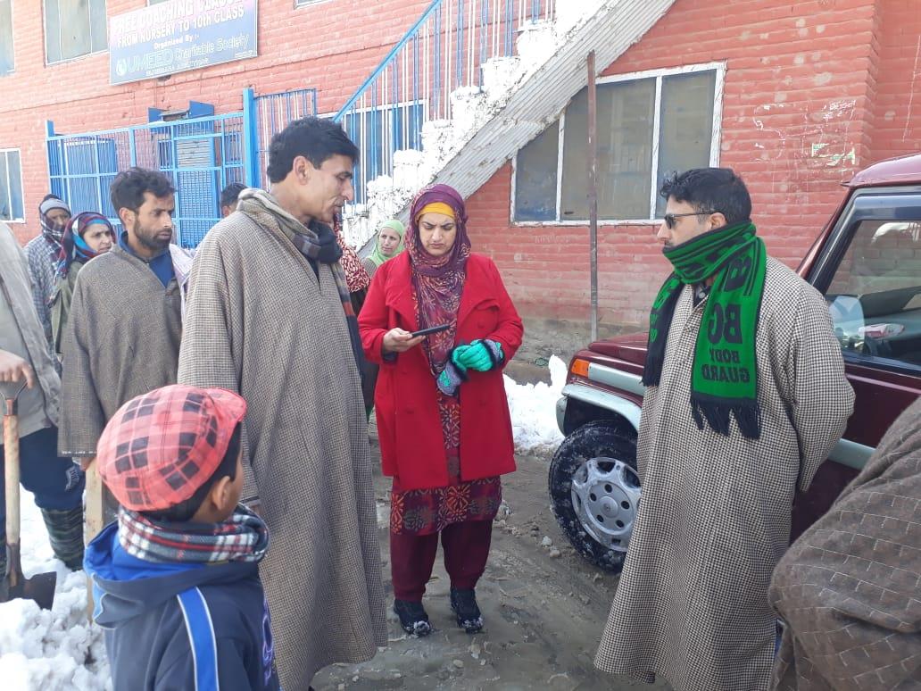 Shaheena Nida visits Bijebhera, directs officials to be people friendly