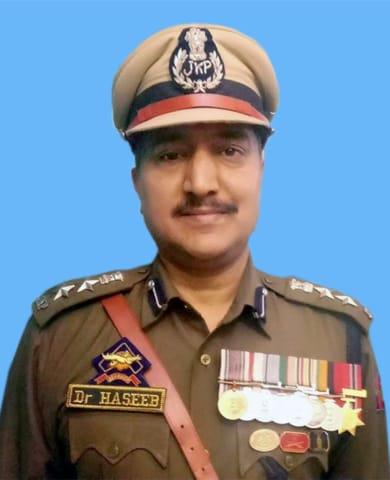 44 cops transferred, Dr Haseeb Mughal is new SSP Srinagar,