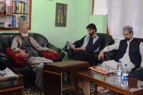 Kashmiris regret every killing: JRL on Lethpora attack