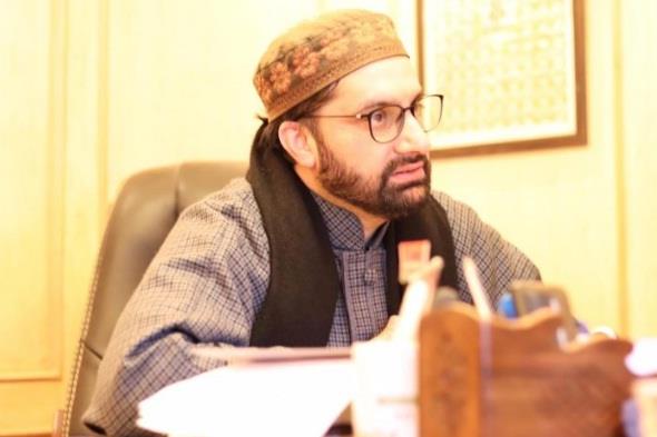 Mirwaiz asks admin to ensure safety of Kashmiris