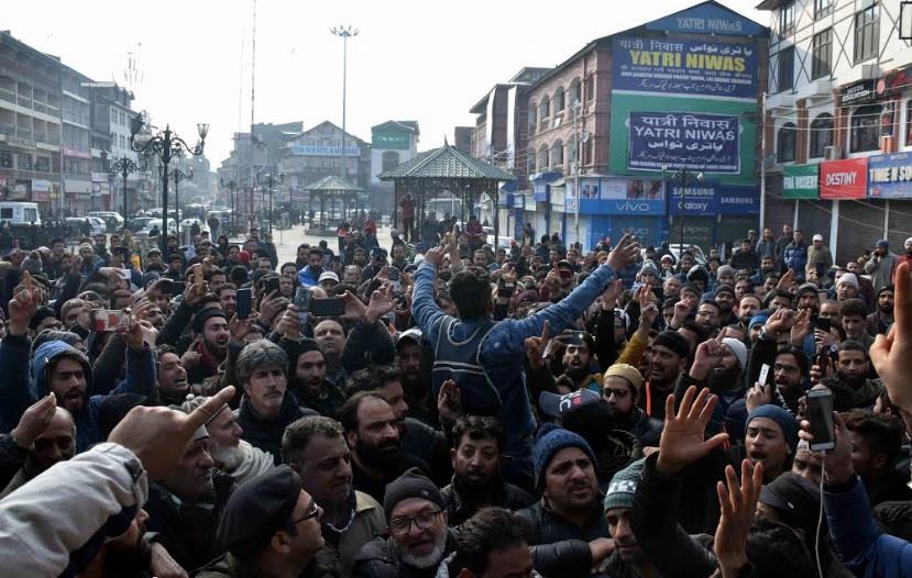 Trade bodies call for Kashmir Band on Sunday