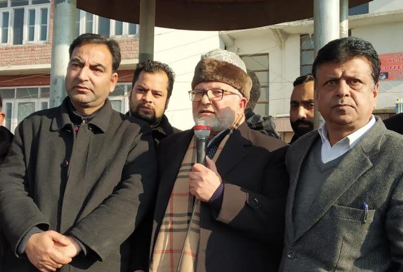 High Court Bar Association condemns assault on Kashmiris