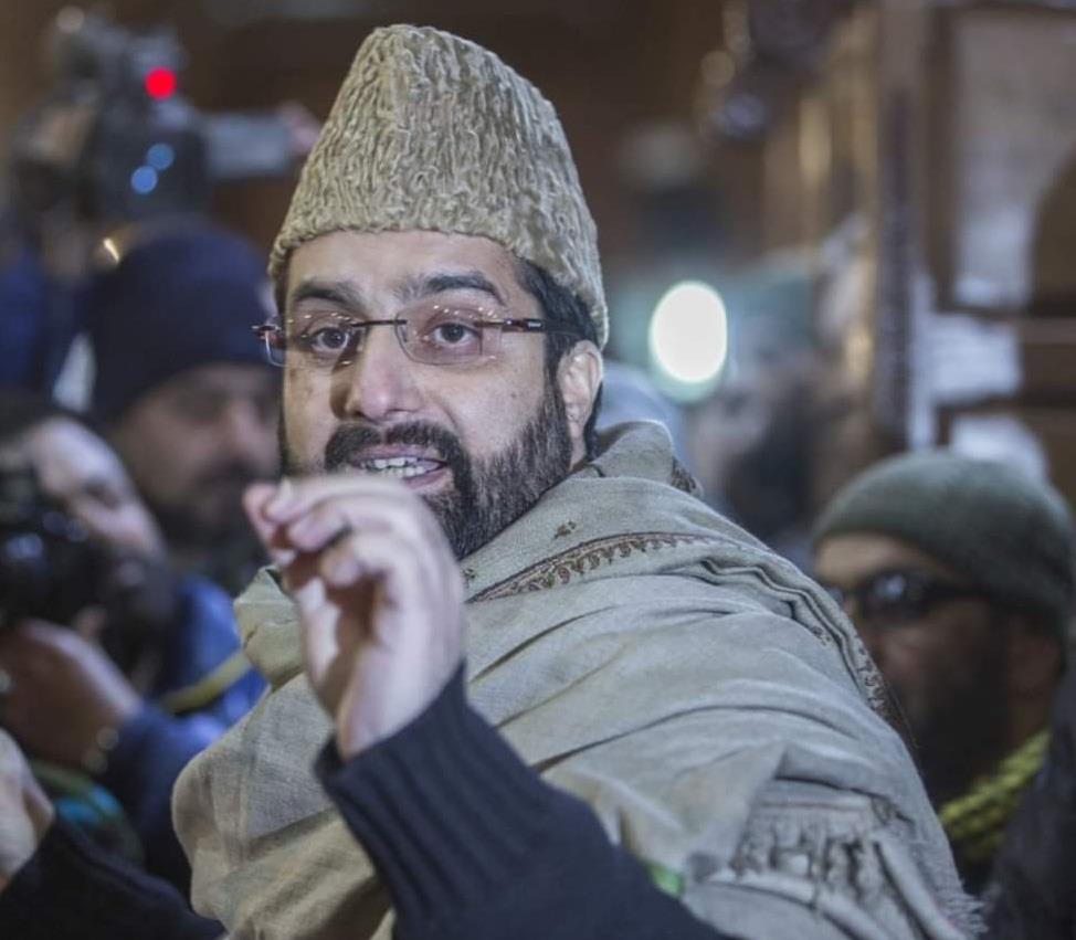 Attack on Kashmiri students, traders a ‘collective shame’ for India: Mirwaiz