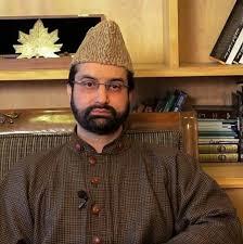 Mirwaiz condemns nocturnal crackdown on Malik, JeI leaders, others