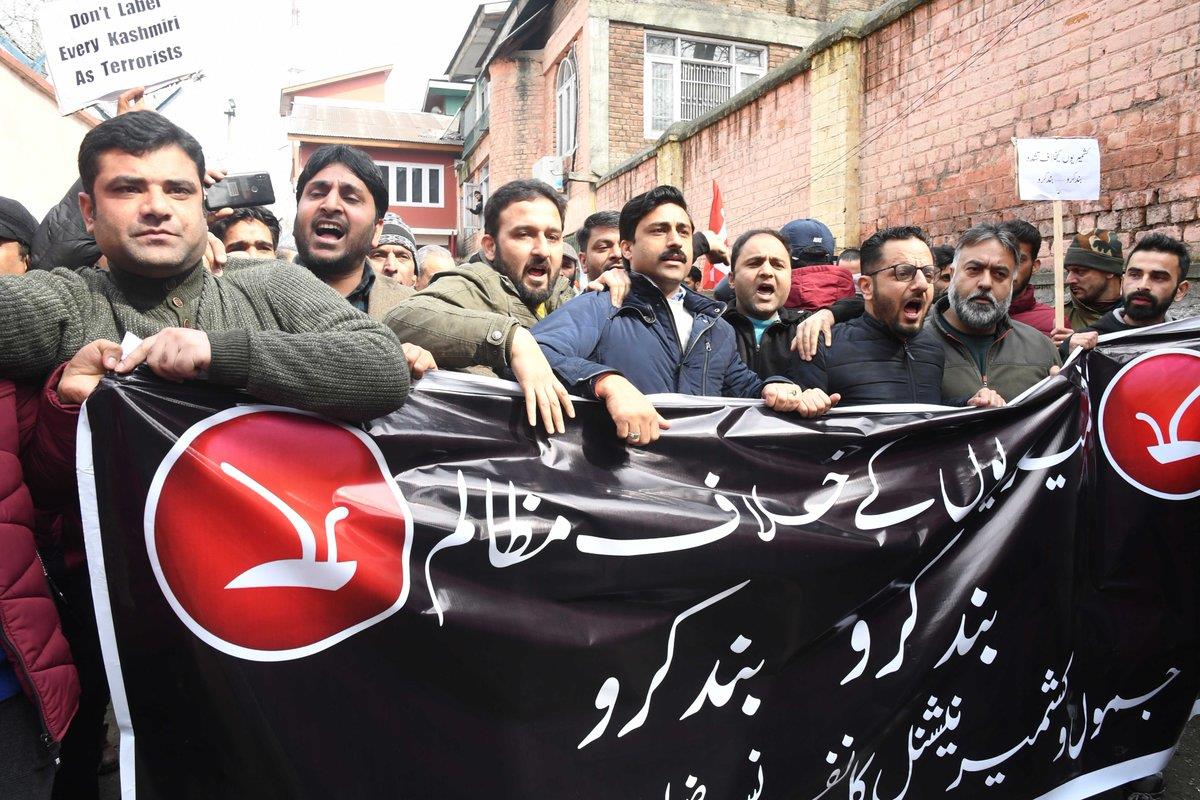 NC rallies against attacks on Kashmiris traders, students outside Valley