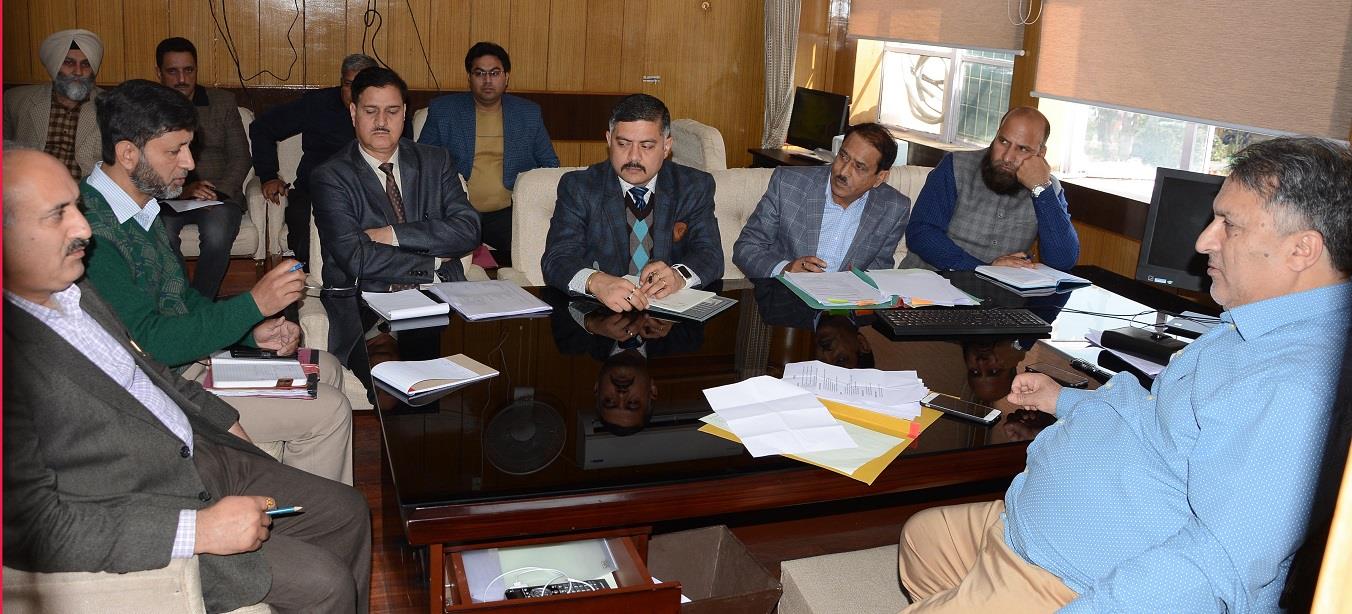 Dr Samoon reviews progress under various schemes