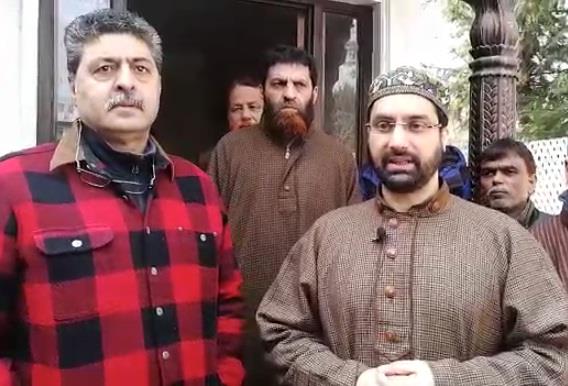 Mirwaiz, Bilal Lone barred from holding presser, say will defend Article 370 at all costs
