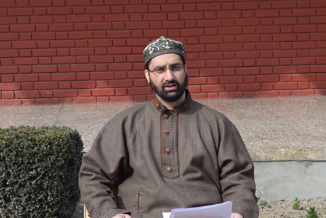 Mirwaiz hopes Indo-Pak de-escalation