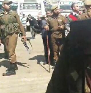 18 injured in grenade explosion at Jammu bus stand
