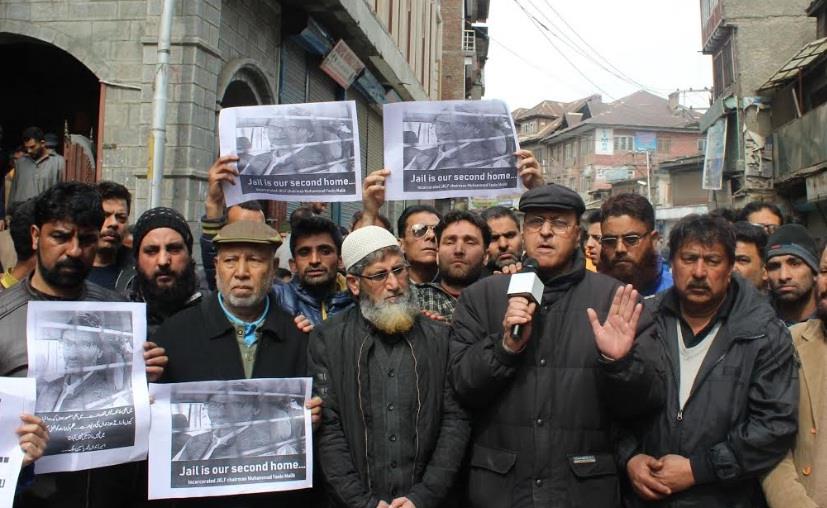 On JRL’s call, JKLF stages protest, demand release of Yasin Malik