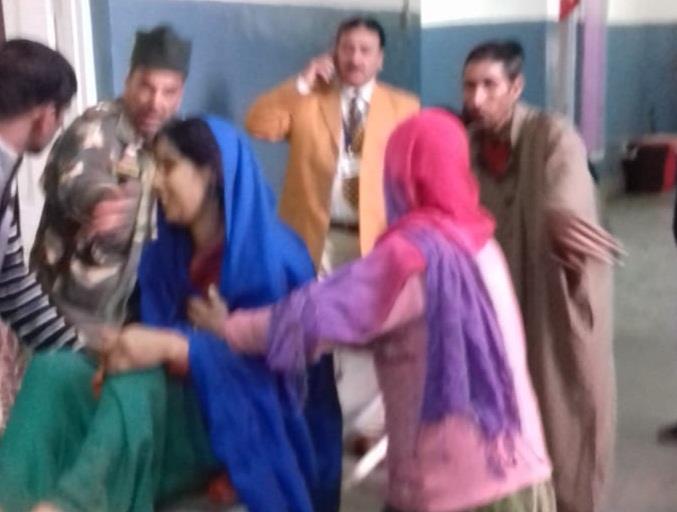 Four injured in cross LoC shelling in Uri