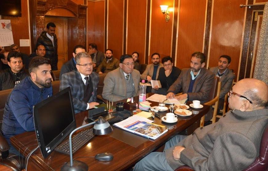 KCCI delegation meet Guv’s advisor, brief him about precarious state of economy