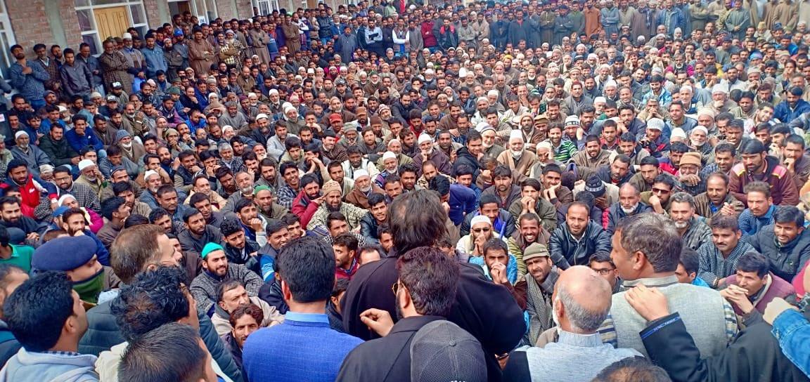 PC holds workers meeting at Magam block