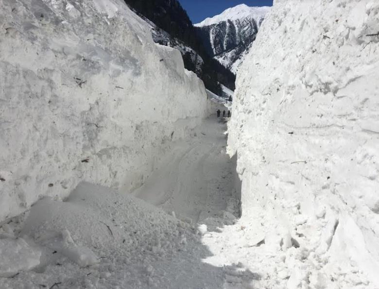 Heavy snow accumulation may delay Zojilla re-opening