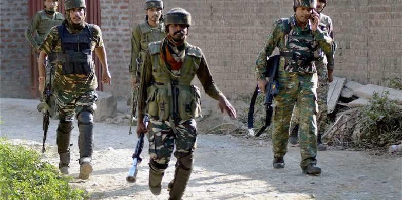 One militant killed in ongoing gunfight in Shopian