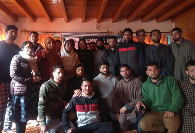 7 sarpanches join JKPM during membership drive in Ganderbal