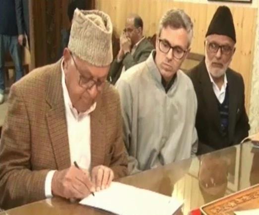 Dr. Farooq files nomination papers from Srinagar