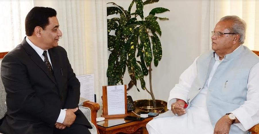 Secretary Food, Civil Supplies and Consumer Affairs meets Governor
