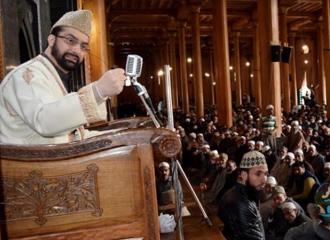 GoI should not criminalize our political aspirations: Mirwaiz
