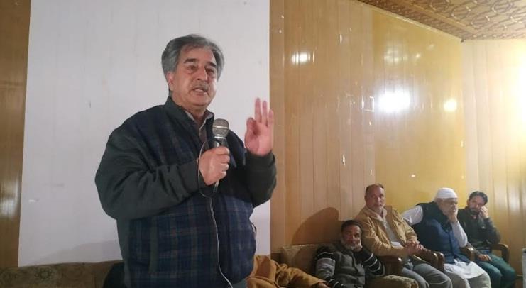 PDP will strongly oppose constitutional vandalism in JK: Madni