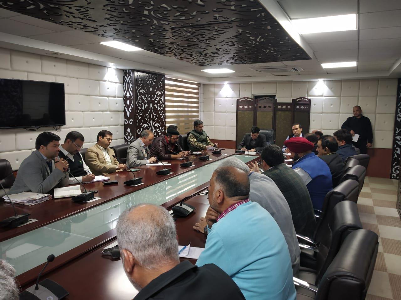 Dir I&C holds interactive meeting with trade bodies