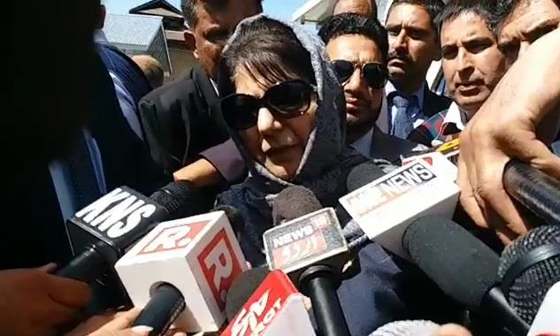 Will get bans on JeI, JKLF revoked, if PDP gets power: Mehbooba