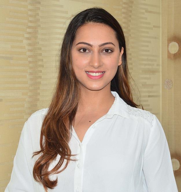 Miss India Sana Dua volunteers to be Election Department’s Brand Ambassador for JK