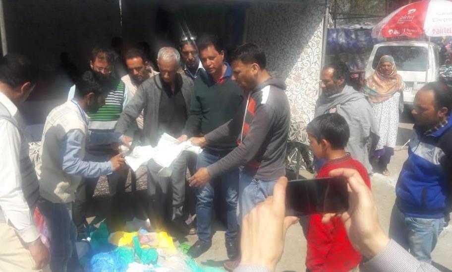 Commissioner SMC reviews Urs arrangements at Hazratbal Dargah