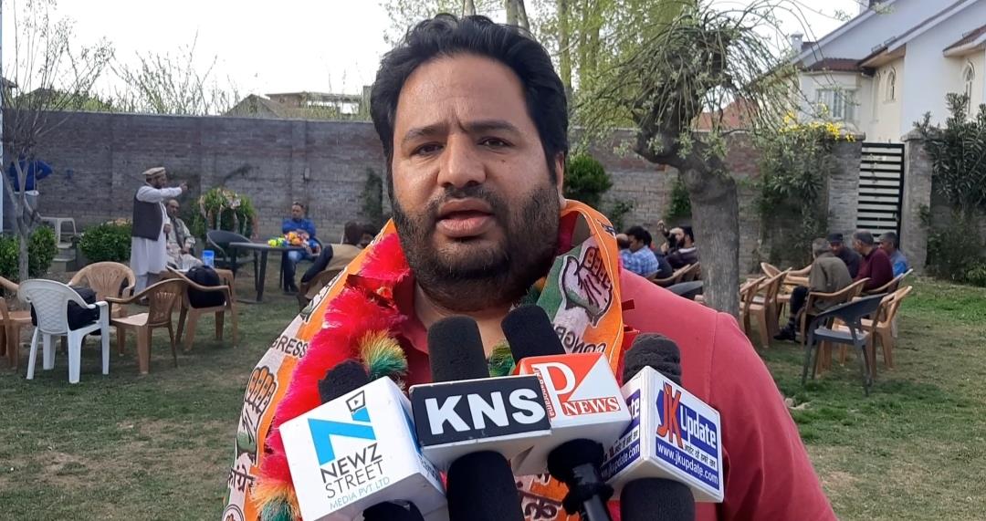 BJP making 35-A poll plank to divert attention from real issues: Kadfeen