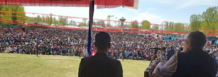 If J&K is problem of two and a half districts, Why ban civilian traffic on national highway: Omar asks Modi