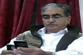 G H Mir grieved over demise of Khawaja Hanif father of Maqsood Uri