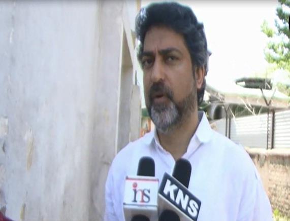 Khalid Jehangir grieved over demise of Mian Altaf’s daughter
