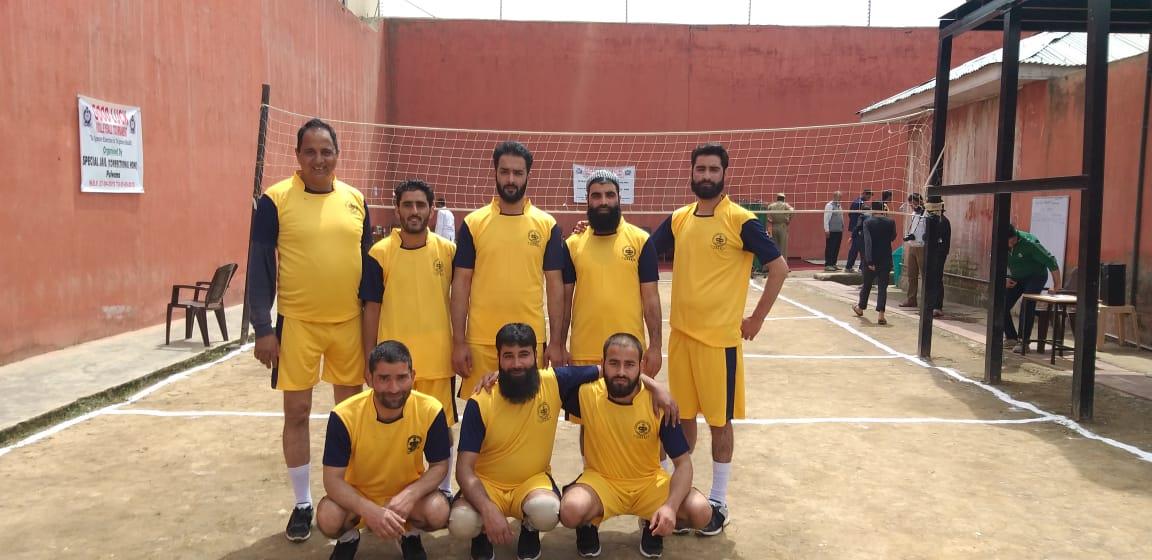 DC Pulwama inaugurates Volley Ball tournament for Jail inmates