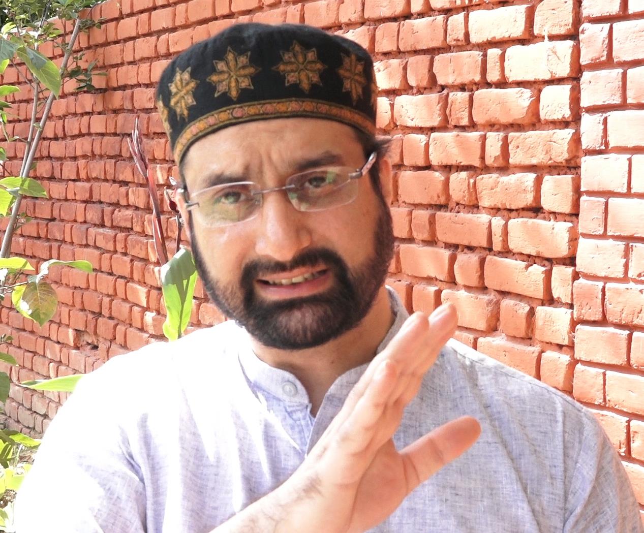 Hurriyat (M) denounces repressive measures on Highway against civil traffic, trucks