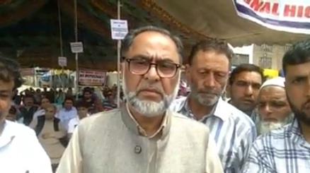 Indefinite strike of Parimpora Fruit Mandi association begins