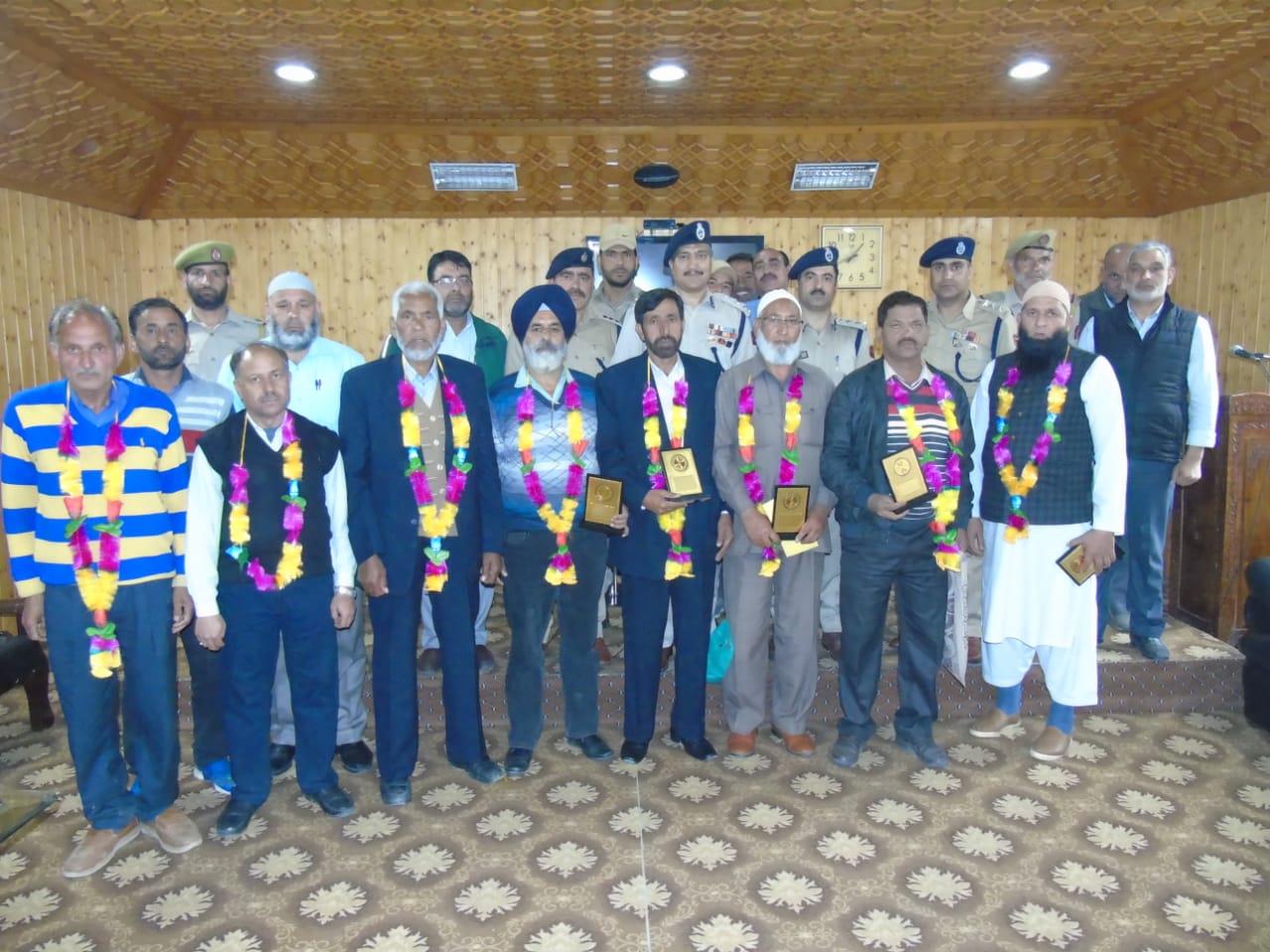 SSP Srinagar hosts farewell function for superannuating officers, officials