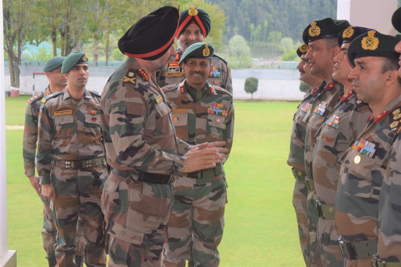 Northern army commander concludes visit to Kashmir valley