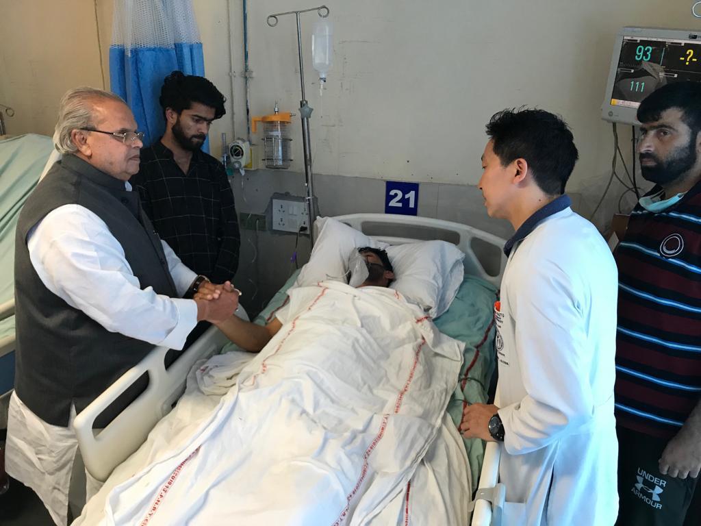 Governor visits AIIMS Trauma Centre