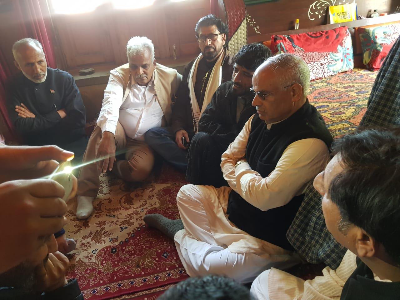 Ashok Koul visits slain BJP leader’s family