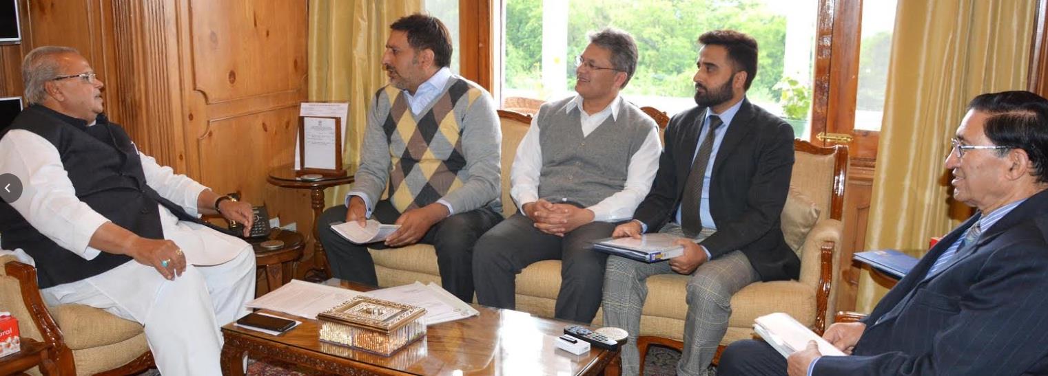 Delegation of Kashmir Chamber of Commerce and Industry meets Governor